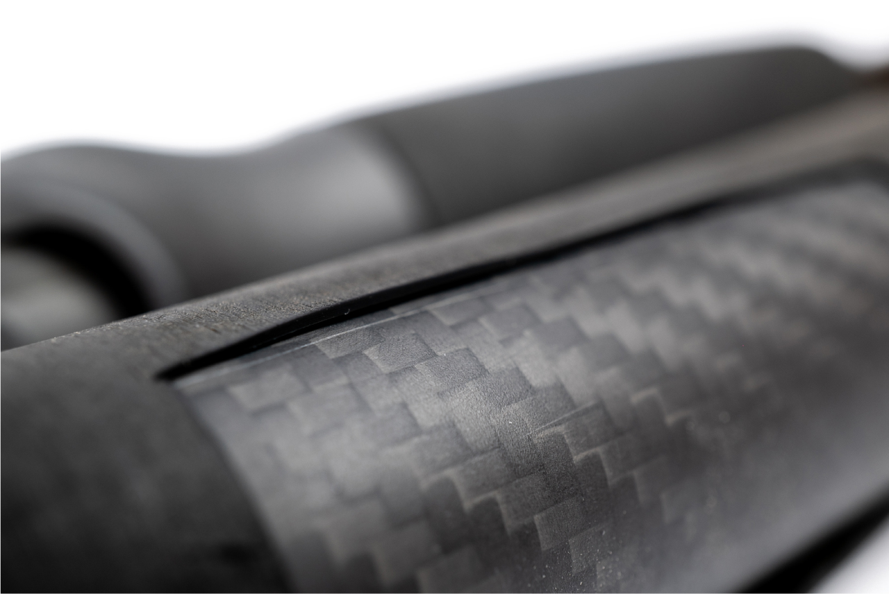 Monocoque carbon grips