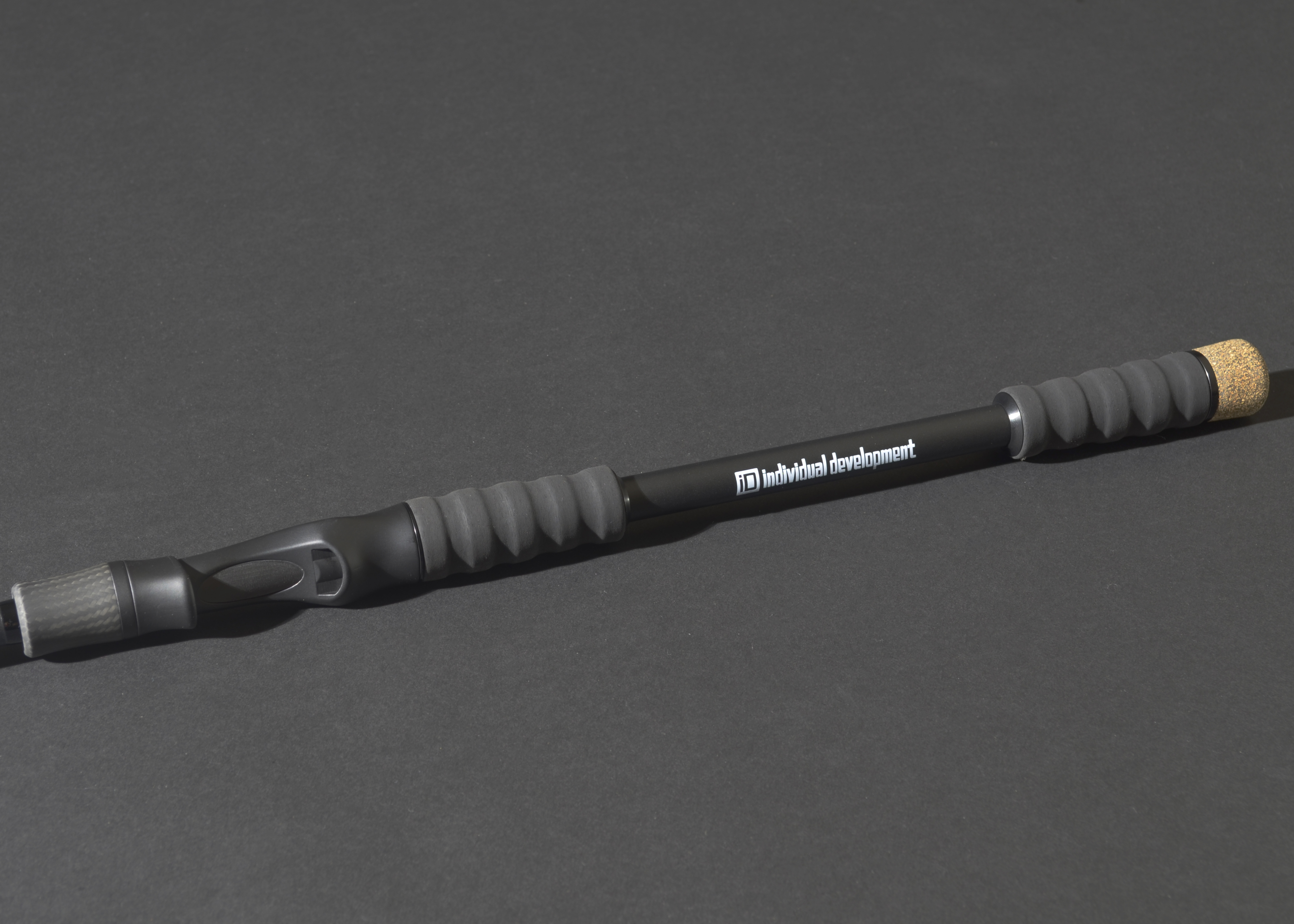 モノコックカーボングリップ